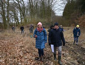 Stiftung Biosphäre Schaalsee und Biosphärenreservatsamt renaturieren das Schönwolder Moor 